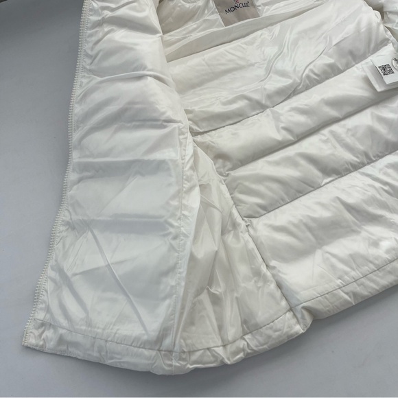 Moncler Ghany Vest White Size Medium NEW - tag cut off - Picture 9 of 11